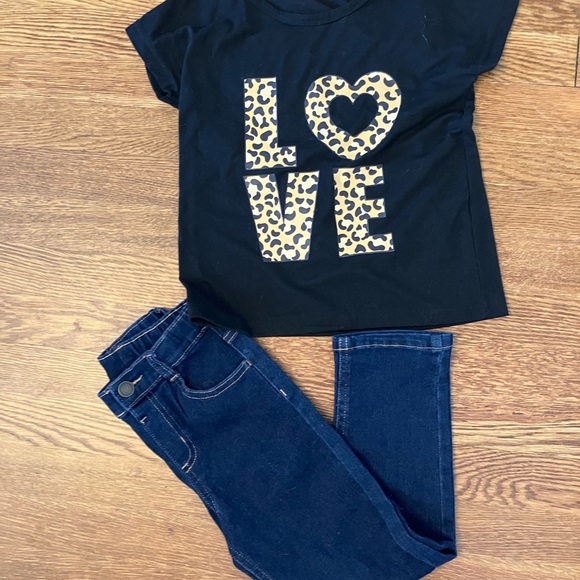 Garanimals Other - Size 5 Garanimals Dark Blue Denim Jeans and unbranded black and cheetah print T
